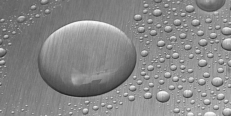 Wassertropfen-Versiegeltes-Alu.jpg